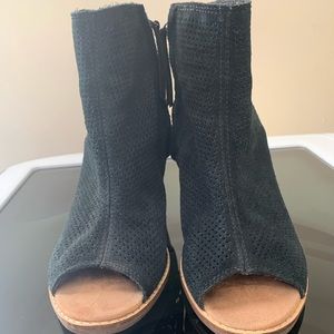 Toms peep toe heels